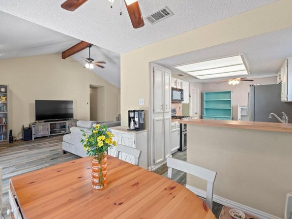 811 Timber TRL, Cedar Park TX 78613