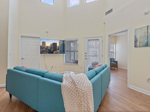 2502 Leon ST 501, Austin TX 78705