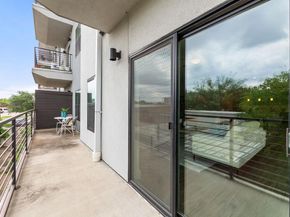 6444 Burnet RD 204, Austin TX 78757