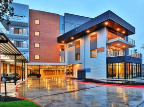 6444 Burnet RD 204, Austin TX 78757