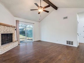 1600 Pine Knoll DR, Austin TX 78758