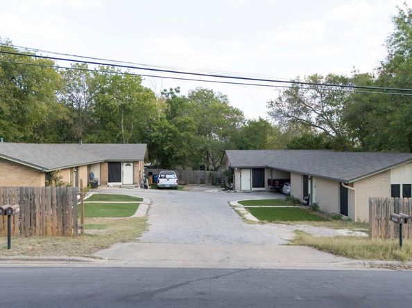 6911 Cooper LN, Austin TX 78745