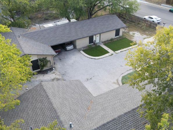 6911 Cooper LN, Austin TX 78745