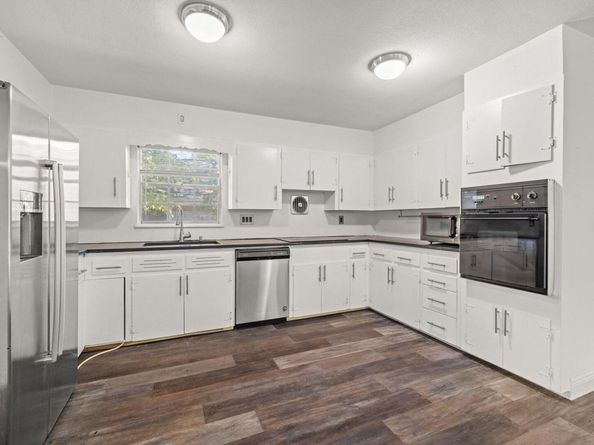 2326 Hartford RD, Austin TX 78703