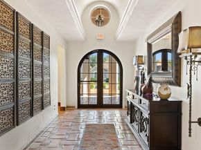 9116 Villa Norte DR, Austin TX 78726