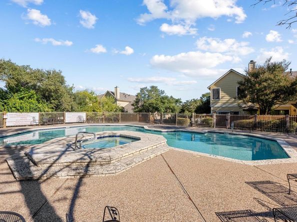 11901 Swearingen DR 39, Austin TX 78758