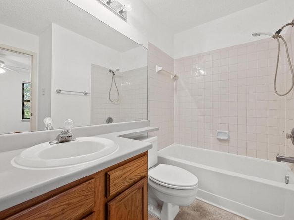 11901 Swearingen DR 39, Austin TX 78758