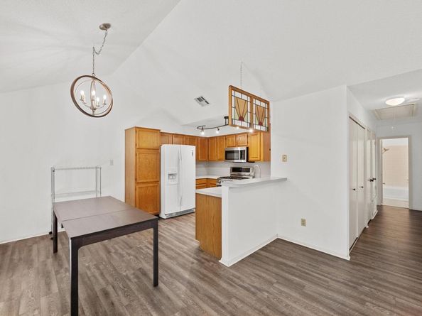 11901 Swearingen DR 39, Austin TX 78758