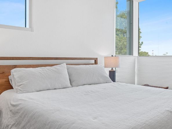 1600 Barton Springs RD 3406, Austin TX 78704