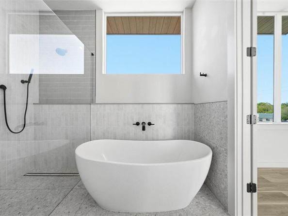 10813 Hermosillo DR 1005, Austin TX 78758