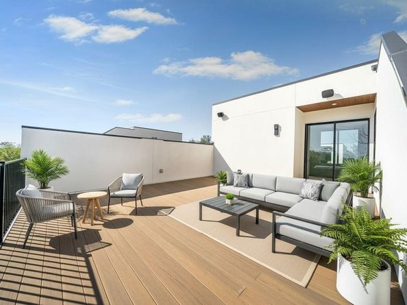 10813 Hermosillo DR 1005, Austin TX 78758