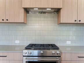 10813 Hermosillo DR 1005, Austin TX 78758