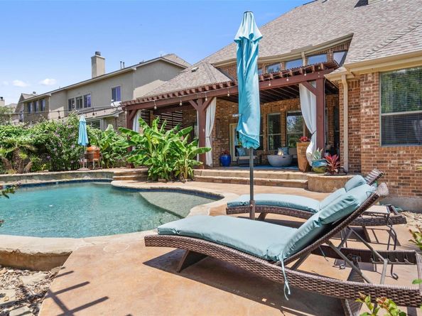 4509 Mont Blanc DR, Bee Cave TX 78738