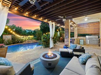 4509 Mont Blanc DR