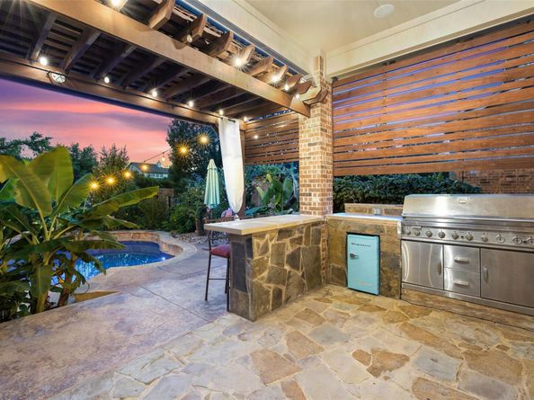 4509 Mont Blanc DR, Bee Cave TX 78738