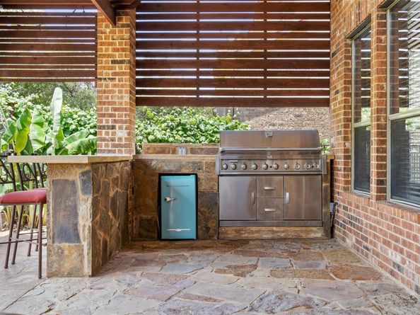 4509 Mont Blanc DR, Bee Cave TX 78738