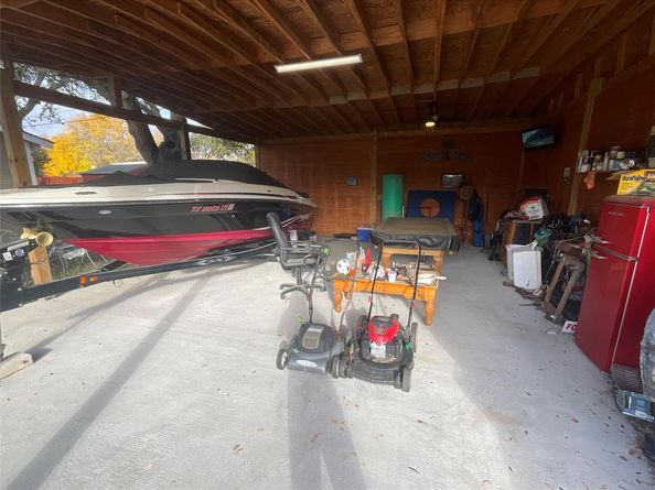 18302 Red Bud LN, Jonestown TX 78645