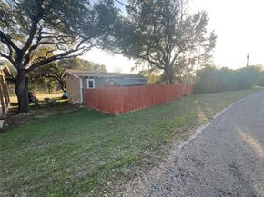 18302 Red Bud LN, Jonestown TX 78645