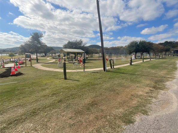 18302 Red Bud LN, Jonestown TX 78645