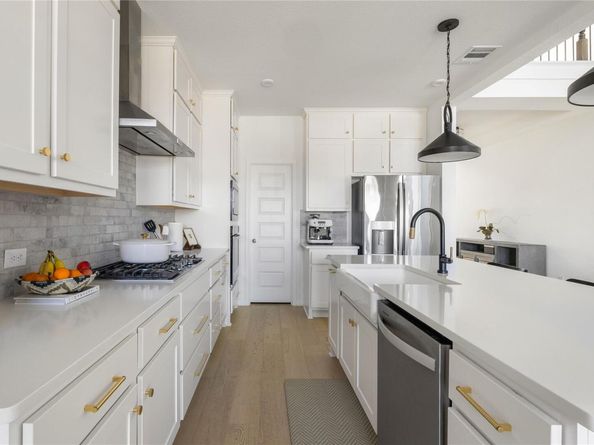 1421 Castalo LN, Leander TX 78641