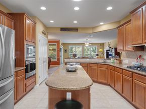 207 Apache Mountain LN, Georgetown TX 78633