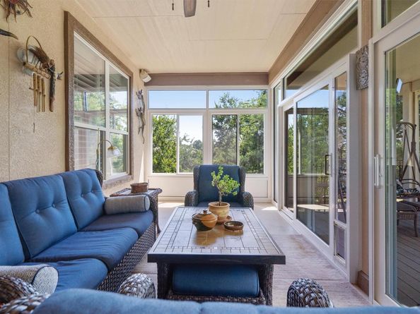 207 Apache Mountain LN, Georgetown TX 78633