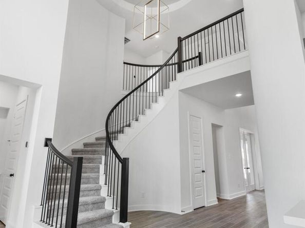 7425 Desert Needle DR, Lago Vista TX 78645