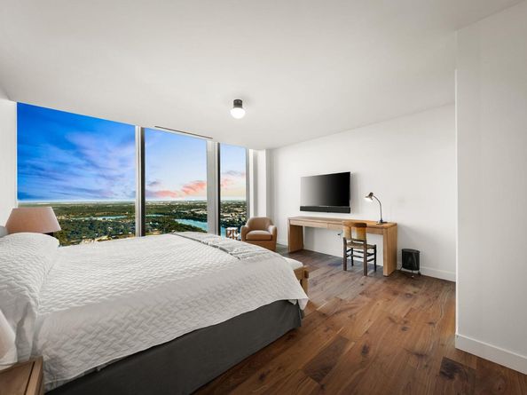44 East Ave 4502, Austin TX 78701