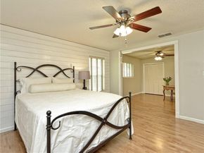 9804 Parkfield DR, Austin TX 78758