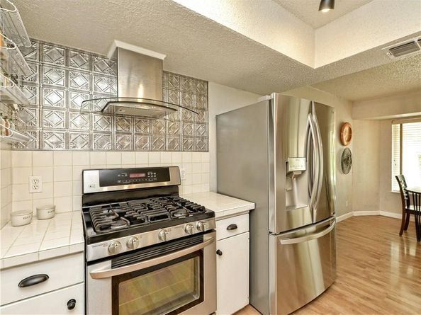 9804 Parkfield DR, Austin TX 78758