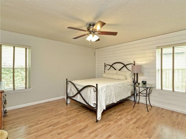 9804 Parkfield DR, Austin TX 78758