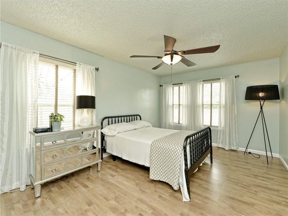 9804 Parkfield DR, Austin TX 78758