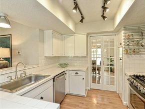 9804 Parkfield DR, Austin TX 78758