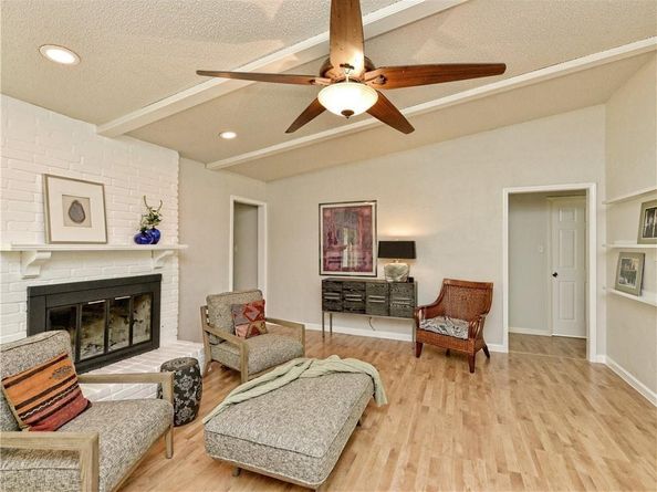 9804 Parkfield DR, Austin TX 78758