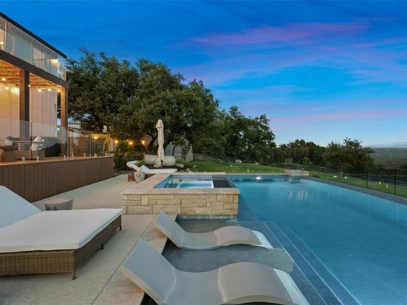 1302 Sparrow LN, Austin TX 78734