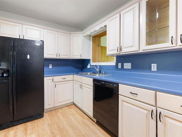 1206 Larkwood DR, Austin TX 78723