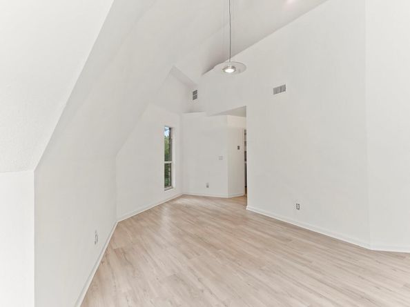 17226 Rocky Ridge RD, Austin TX 78734