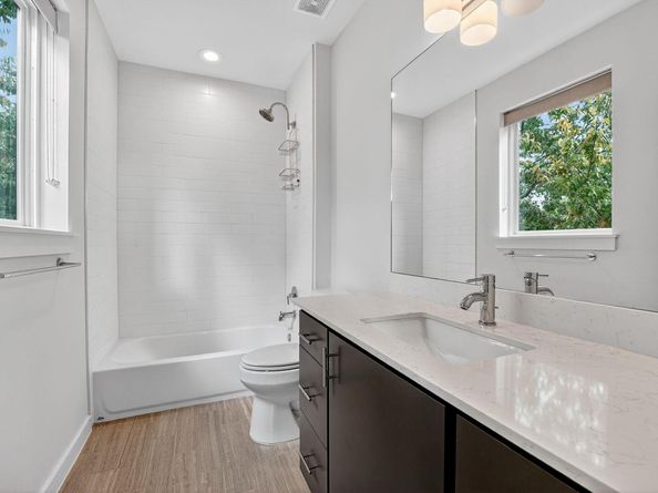 2301 Bluebonnet LN 5, Austin TX 78704