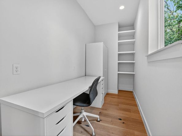 2301 Bluebonnet LN 5, Austin TX 78704