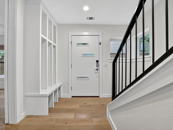 2301 Bluebonnet LN 5, Austin TX 78704