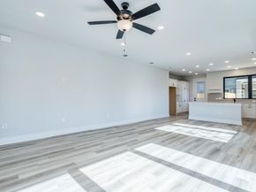 206 E Wonsley DR A, Austin TX 78753