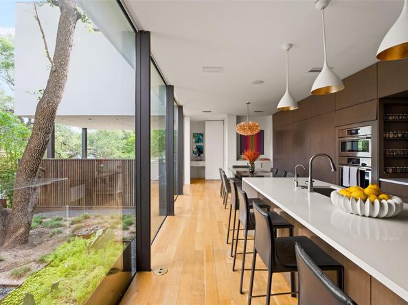 2210 Westlake DR, Austin TX 78746
