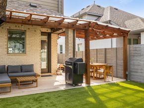 233 Arrowhead Mound RD, Georgetown TX 78628