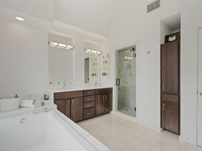 1500 Summit ST 5, Austin TX 78741