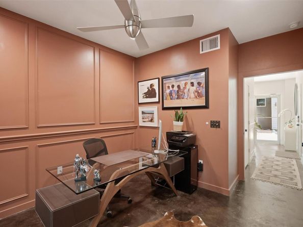 1500 Summit ST 5, Austin TX 78741