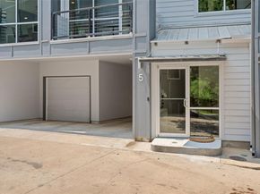 1500 Summit ST 5, Austin TX 78741