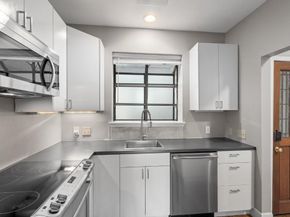 1741 Spyglass DR 1123, Austin TX 78746