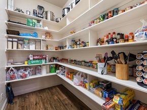 2760 Fishing Hole CV, Leander TX 78641