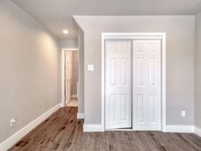 935 La Posada DR 212, Austin TX 78752