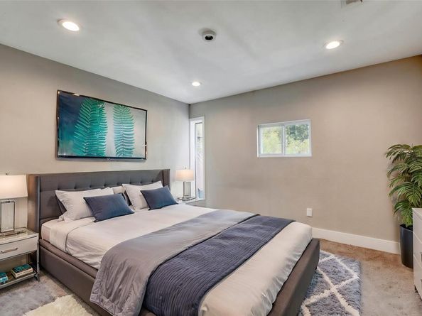 935 La Posada DR 212, Austin TX 78752